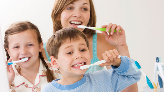 Tips to keep your children’s teeth healthy
